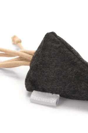 Exclusieve Aanbieding Beeztees Catnip Kussentje Yeti - Kattenspeelgoed - Grijs - 20 cm